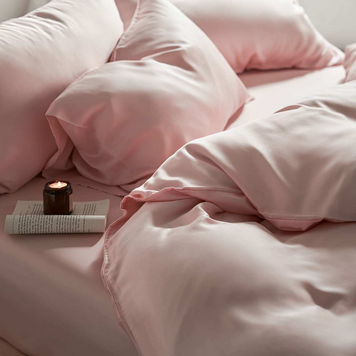 91家纺网 家纺一手货源 找家纺 轩和家居 2026新款60支奥地利兰精天丝四件套 告白粉