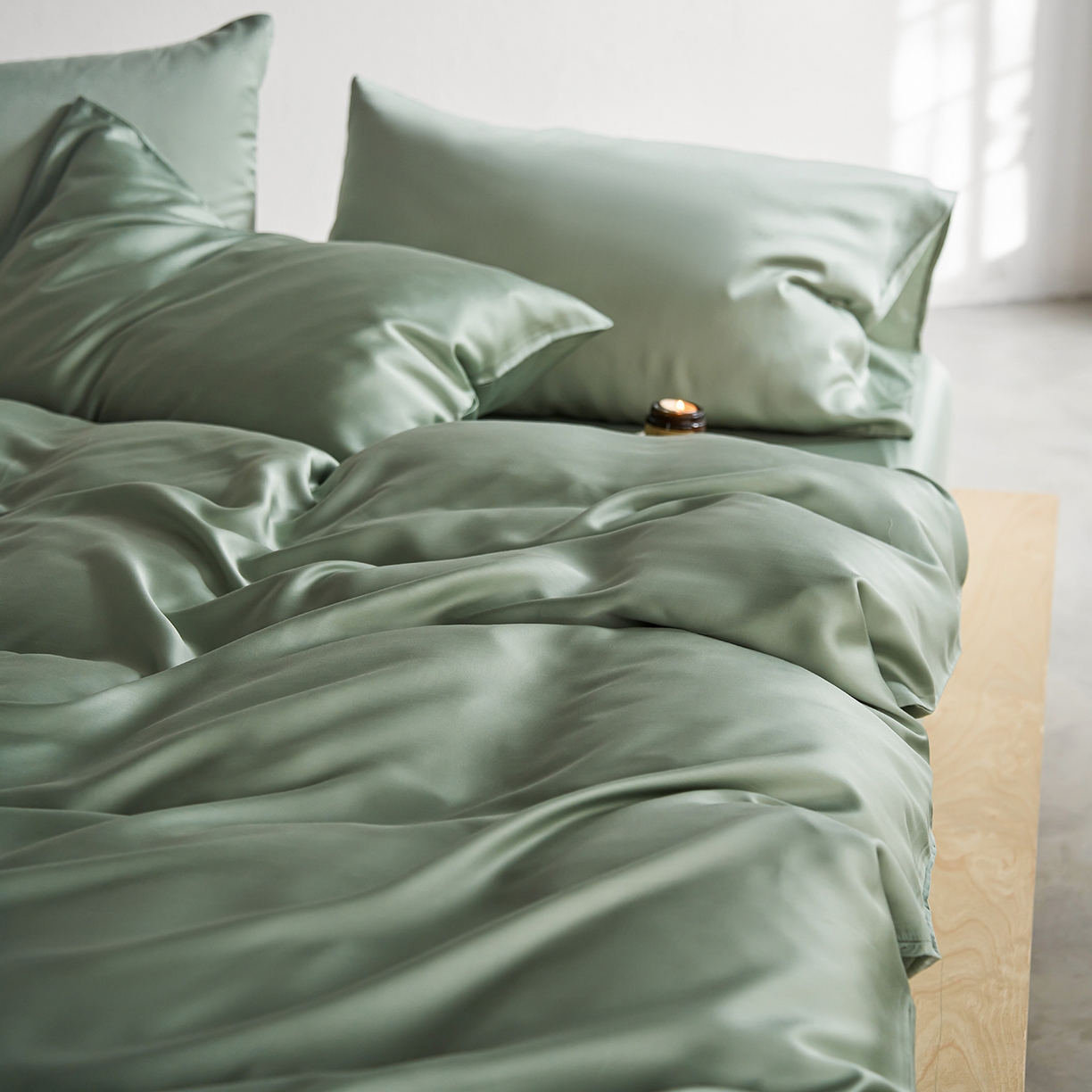 91家纺网 家纺一手货源 找家纺 轩和家居 2026新款60支奥地利兰精天丝四件套 春熙绿