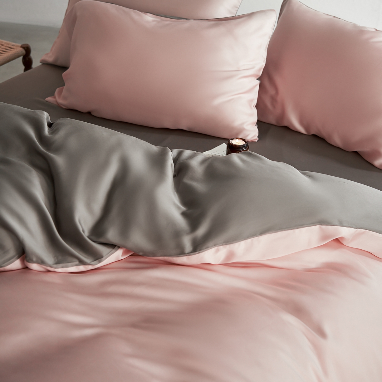 91家纺网 家纺一手货源 找家纺 轩和家居 2026新款60支奥地利兰精天丝四件套 告白粉+伯爵灰