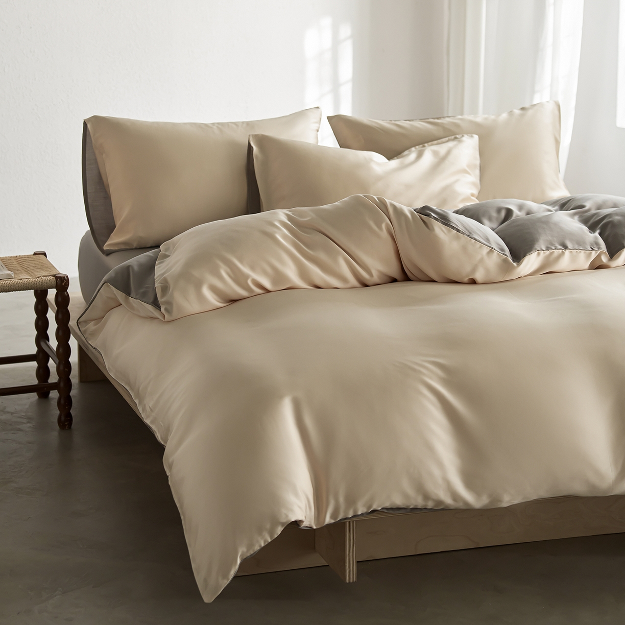 91家纺网 家纺一手货源 找家纺 轩和家居 2026新款60支奥地利兰精天丝四件套 奶酪黄+伯爵灰