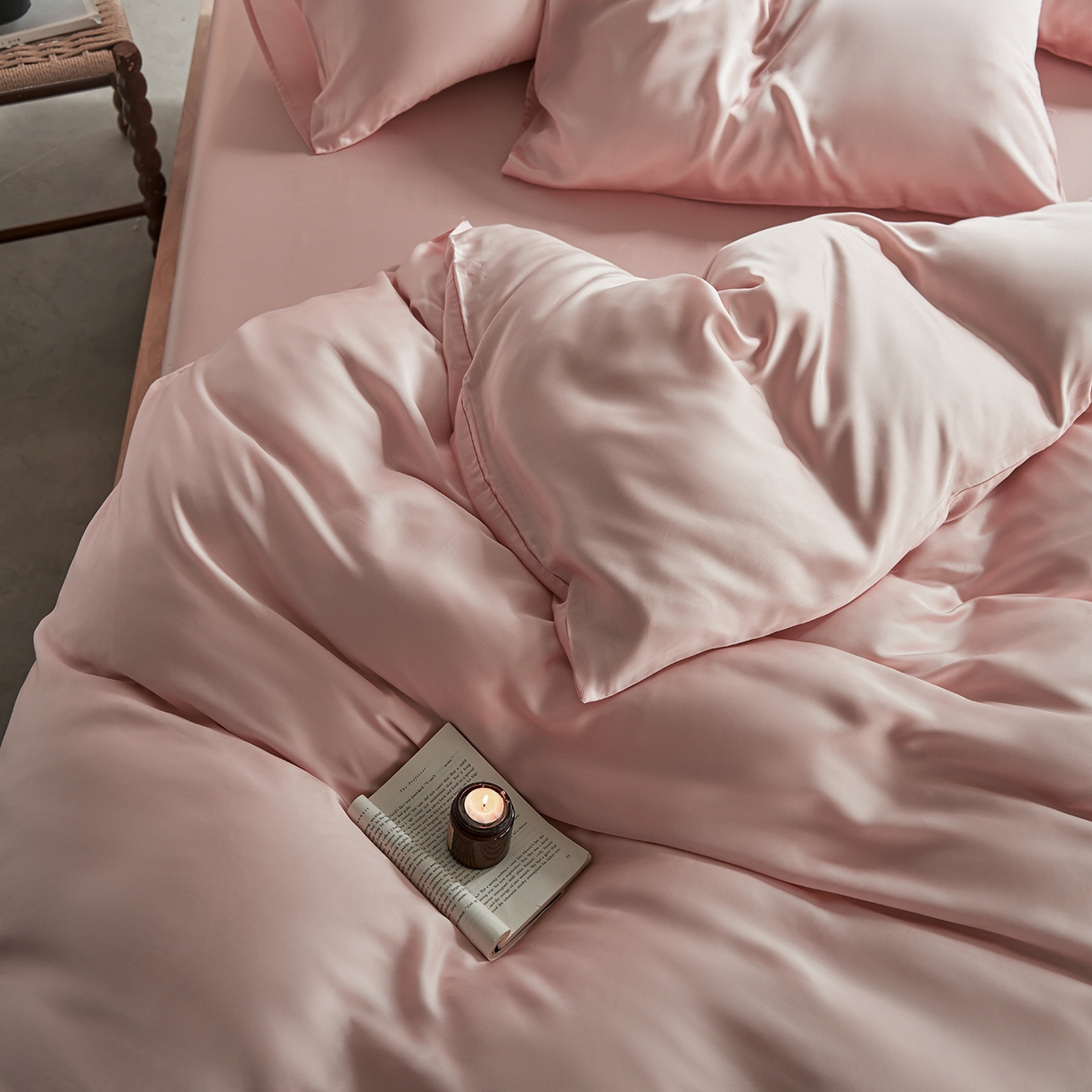 91家纺网 家纺一手货源 找家纺 轩和家居 2026新款60支奥地利兰精天丝四件套 告白粉