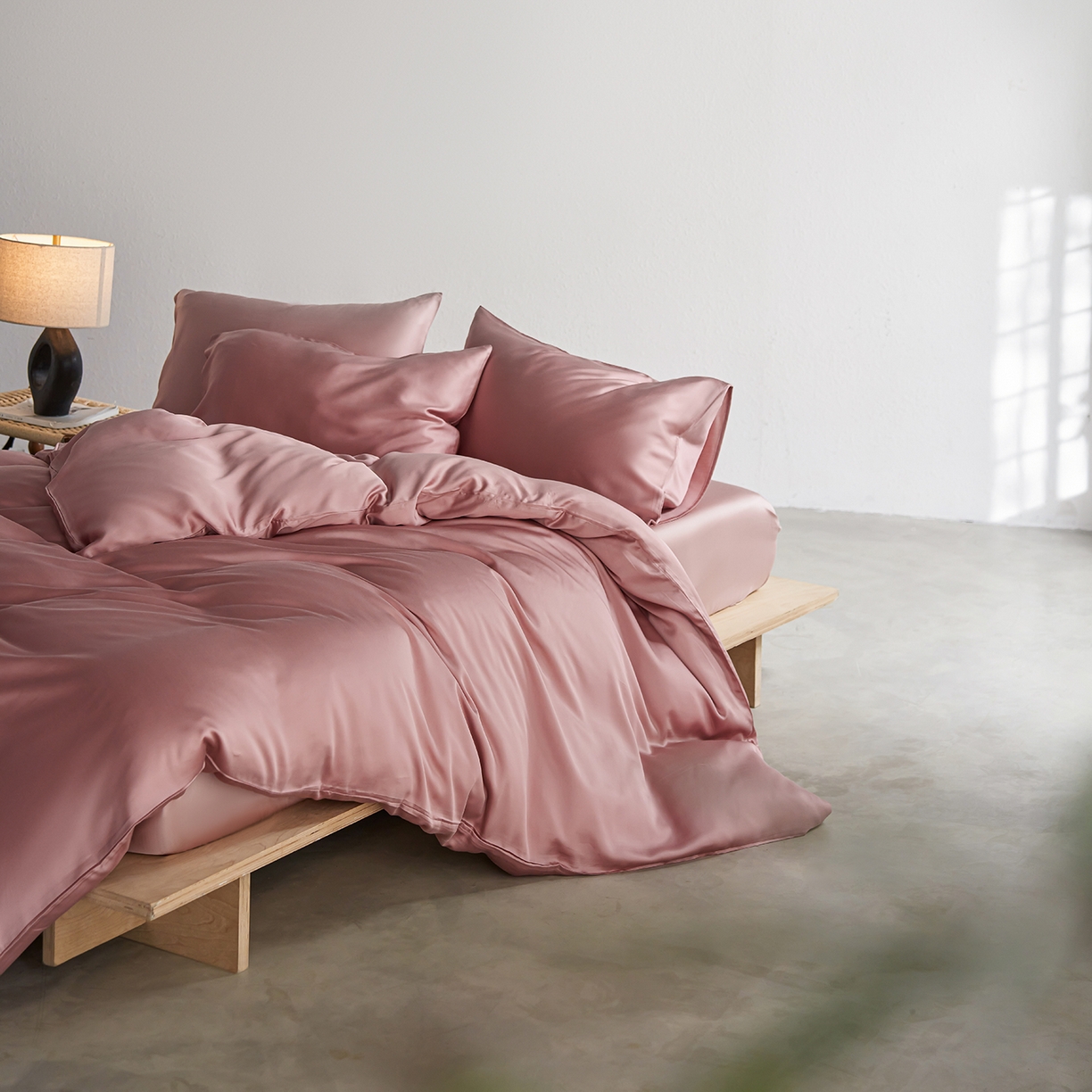 91家纺网 家纺一手货源 找家纺 轩和家居 2026新款60支奥地利兰精天丝四件套 胭脂粉