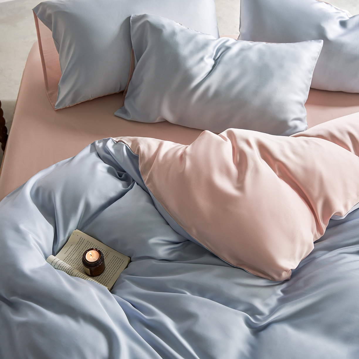 91家纺网 家纺一手货源 找家纺 轩和家居 2026新款60支奥地利兰精天丝四件套 夏日蓝+告白粉