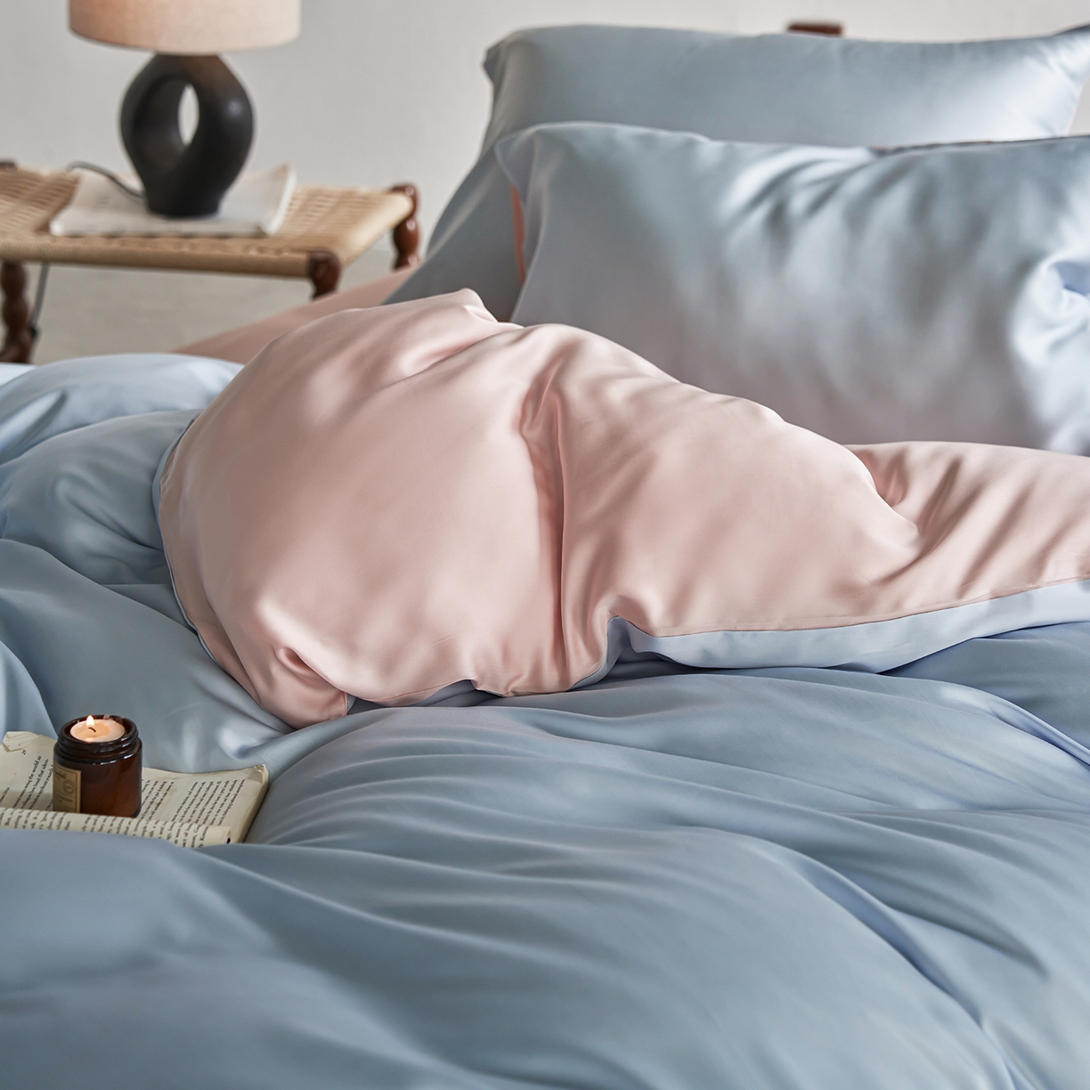 91家纺网 家纺一手货源 找家纺 轩和家居 2026新款60支奥地利兰精天丝四件套 夏日蓝+告白粉