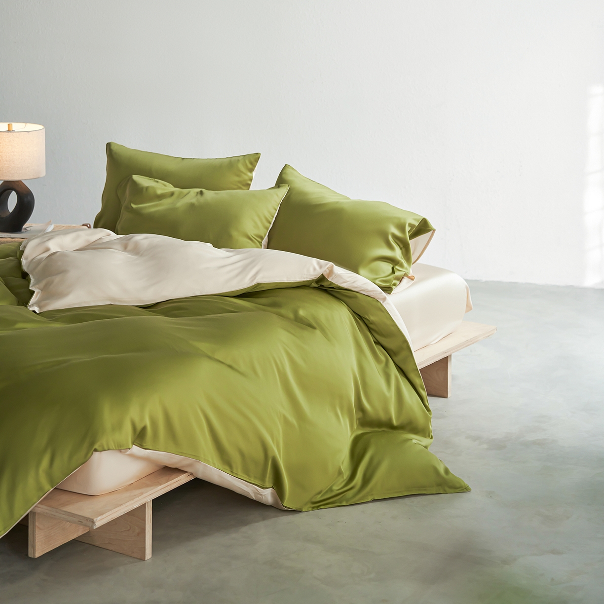 91家纺网 家纺一手货源 找家纺 轩和家居 2026新款60支奥地利兰精天丝四件套 豆蔻绿+奶酪黄