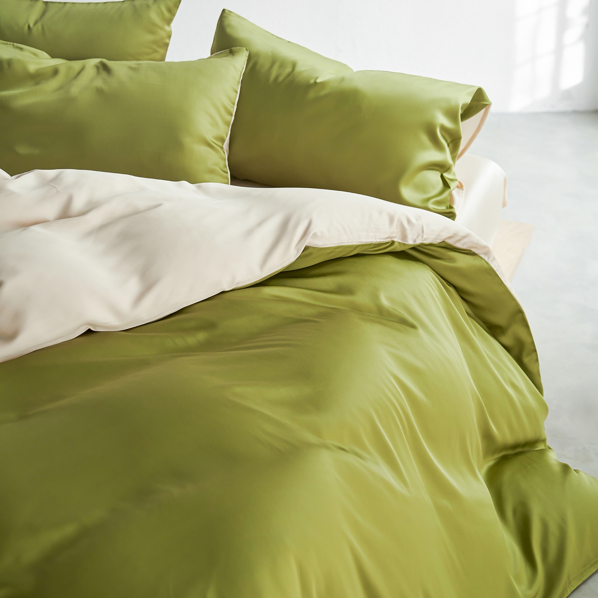 91家纺网 家纺一手货源 找家纺 轩和家居 2026新款60支奥地利兰精天丝四件套 豆蔻绿+奶酪黄