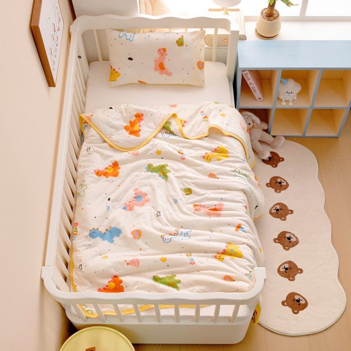 91家纺网 家纺一手货源 找家纺 鱼宝 2026春夏新款儿童针织棉夏被夏凉被空调被 波点恐龙