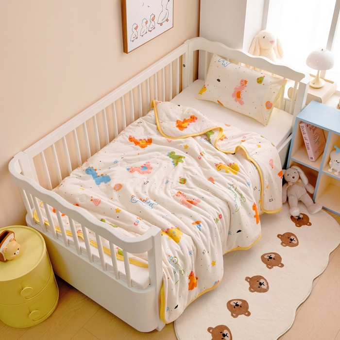 91家纺网 家纺一手货源 找家纺 鱼宝 2026春夏新款儿童针织棉夏被夏凉被空调被 波点恐龙