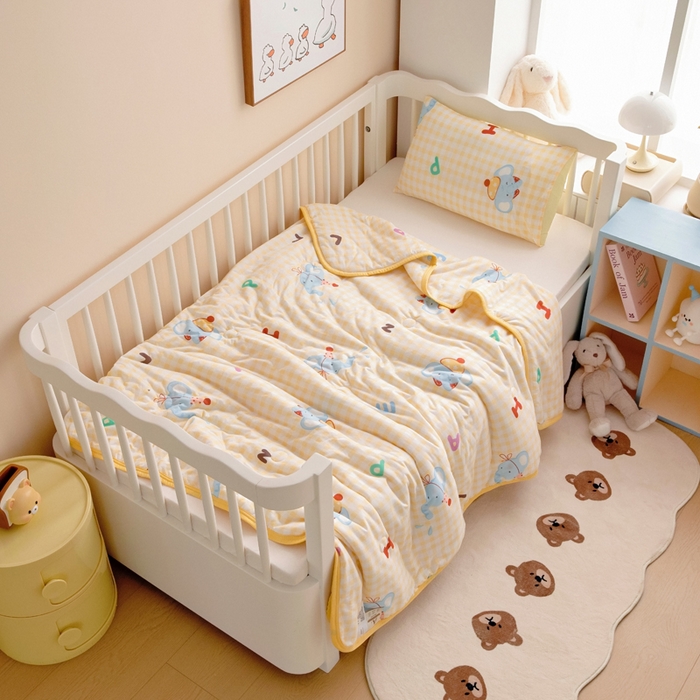 91家纺网 家纺一手货源 找家纺 鱼宝 2026春夏新款儿童针织棉夏被夏凉被空调被 格子小象