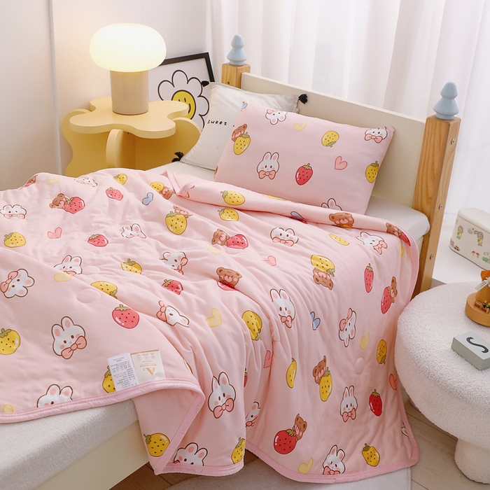 91家纺网 家纺一手货源 找家纺 鱼宝 2026春夏新款儿童针织棉夏被夏凉被空调被 果冻兔