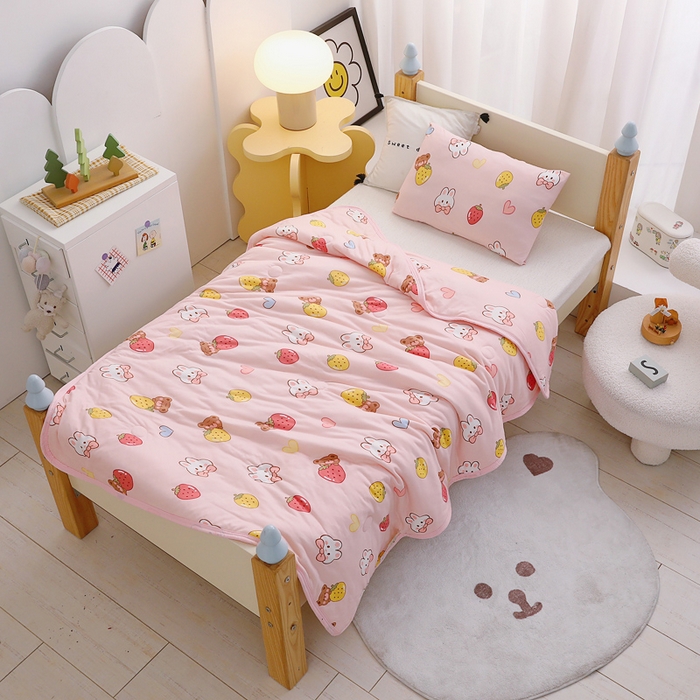 91家纺网 家纺一手货源 找家纺 鱼宝 2026春夏新款儿童针织棉夏被夏凉被空调被 果冻兔