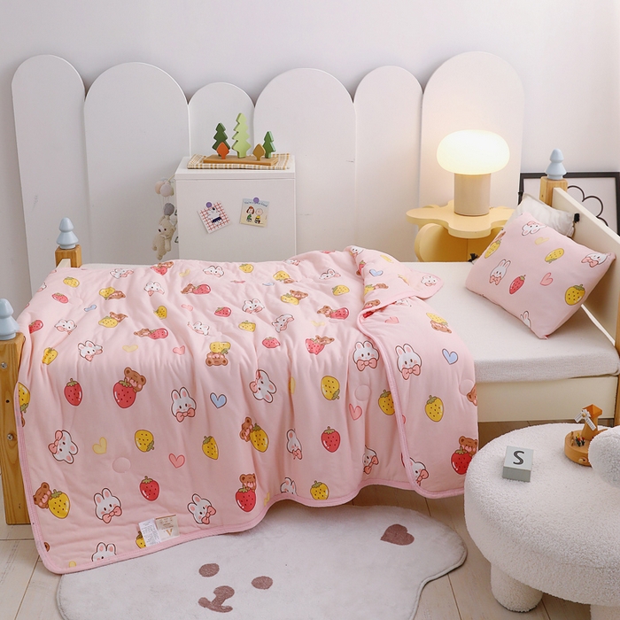 91家纺网 家纺一手货源 找家纺 鱼宝 2026春夏新款儿童针织棉夏被夏凉被空调被 果冻兔