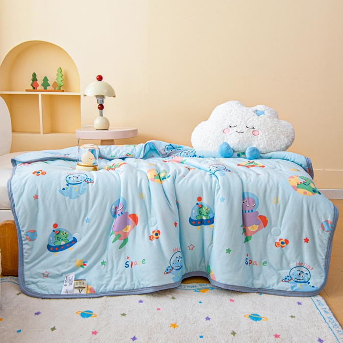 91家纺网 家纺一手货源 找家纺 鱼宝 2026春夏新款儿童针织棉夏被夏凉被空调被 快乐恐龙