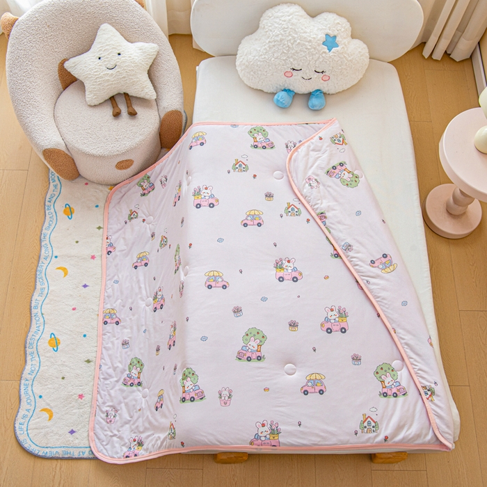 91家纺网 家纺一手货源 找家纺 鱼宝 2026春夏新款儿童针织棉夏被夏凉被空调被 小兔家园