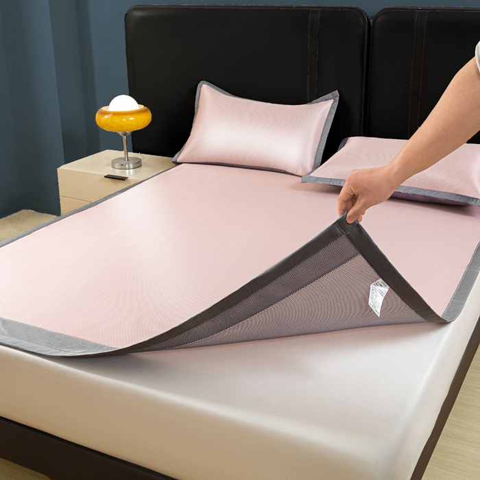 91家纺网 家纺一手货源 找家纺 （总）乐窝家纺仓储 2026新款A类抗菌碳光冰丝席冰藤席床笠款加厚三明治复合凉席三件套学生宿舍两件套