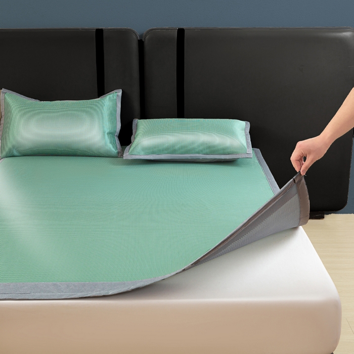91家纺网 家纺一手货源 找家纺 乐窝家纺仓储 2026新款A类抗菌碳光冰丝席冰藤席床笠款加厚三明治复合凉席三件套学生宿舍两件套 水绿-床席款