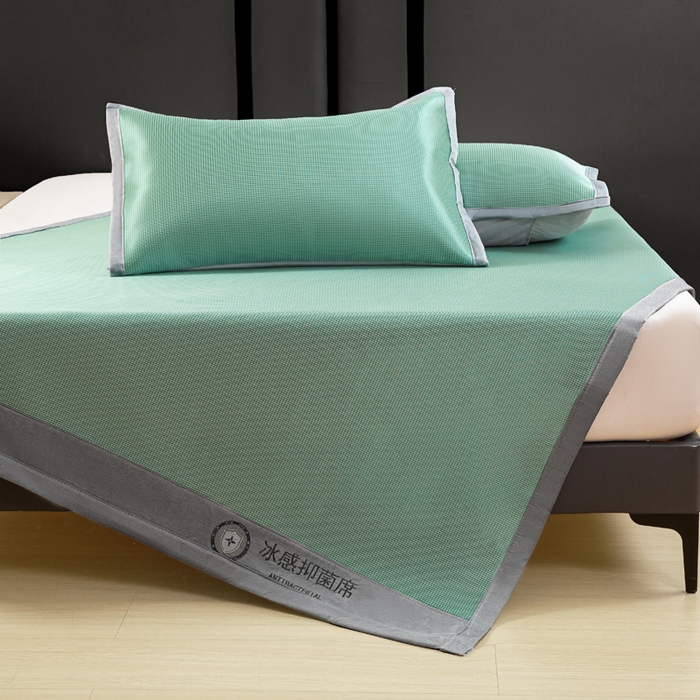 91家纺网 家纺一手货源 找家纺 乐窝家纺仓储 2026新款A类抗菌碳光冰丝席冰藤席床笠款加厚三明治复合凉席三件套学生宿舍两件套 水绿-床席款