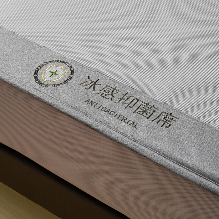 91家纺网 家纺一手货源 找家纺 乐窝家纺仓储 2026新款A类抗菌碳光冰丝席冰藤席床笠款加厚三明治复合凉席三件套学生宿舍两件套 银灰-床笠款