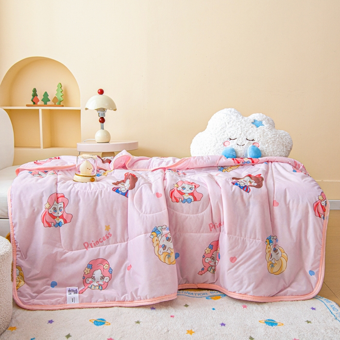 91家纺网 家纺一手货源 找家纺 鱼宝 2026春夏新款数码印花儿童凉感丝夏被夏凉被空调被 公主梦