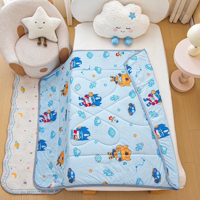 91家纺网 家纺一手货源 找家纺 鱼宝 2026春夏新款数码印花儿童凉感丝夏被夏凉被空调被 机器人