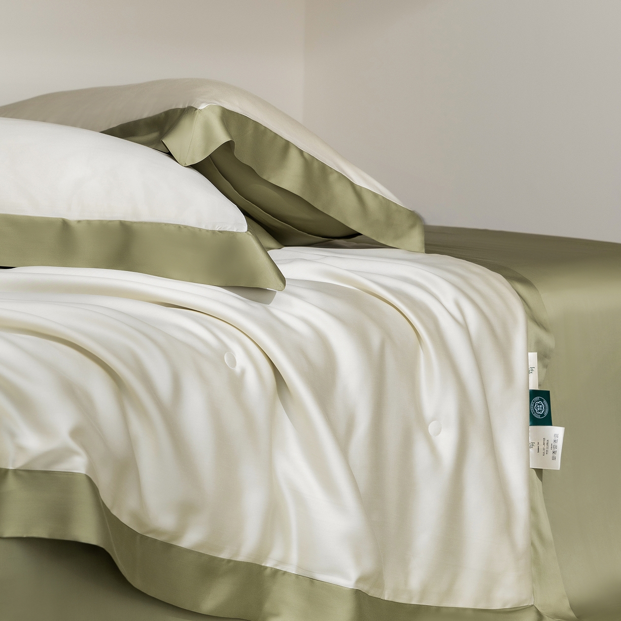 91家纺网 家纺一手货源 找家纺 佳汐蓝家纺 2026新款进口奥地利兰精天丝丝颜悦色-夏被四件套 瓷器绿