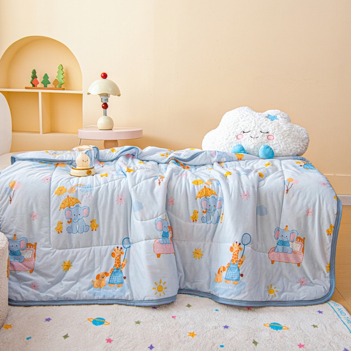 91家纺网 家纺一手货源 找家纺 鱼宝 2026春夏新款数码印花儿童凉感丝夏被夏凉被空调被 萌鹿小象