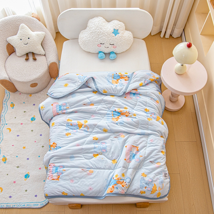 91家纺网 家纺一手货源 找家纺 鱼宝 2026春夏新款数码印花儿童凉感丝夏被夏凉被空调被 萌鹿小象