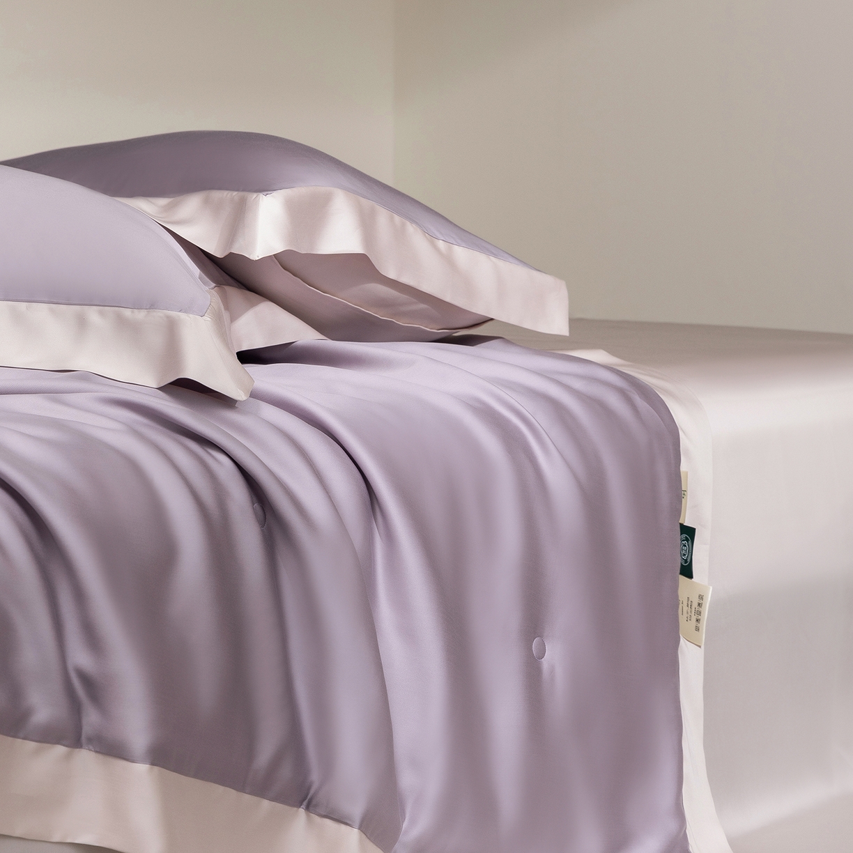 91家纺网 家纺一手货源 找家纺 佳汐蓝家纺 2026新款进口奥地利兰精天丝丝颜悦色-夏被四件套 丁香紫