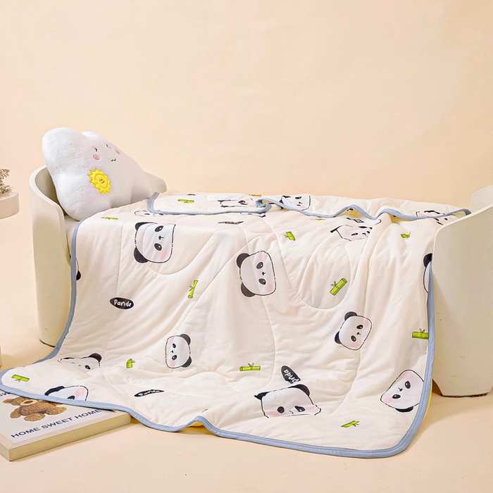 91家纺网 家纺一手货源 找家纺 鱼宝 2026春夏新款数码印花儿童凉感丝夏被夏凉被空调被 熊猫