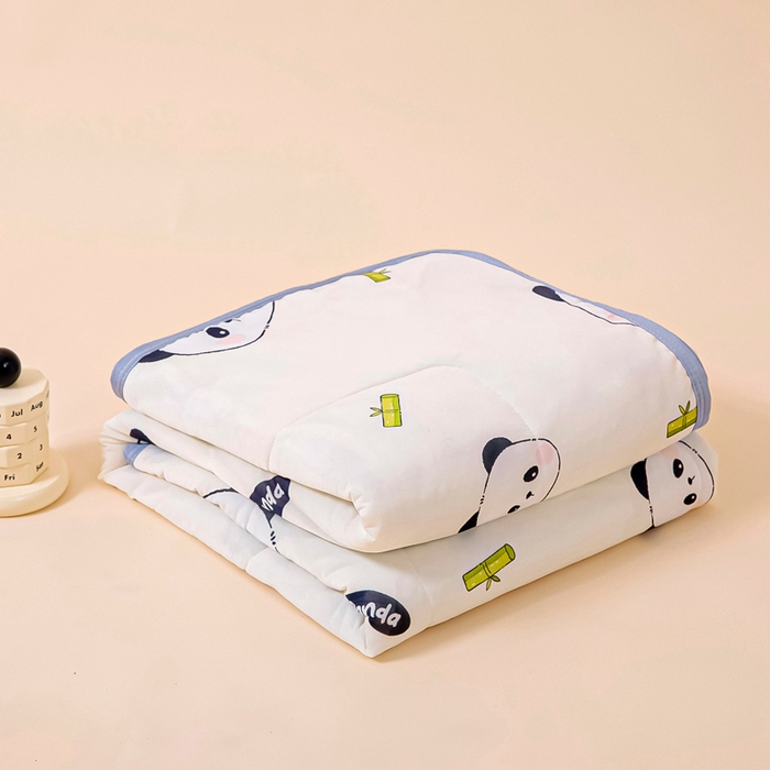 91家纺网 家纺一手货源 找家纺 鱼宝 2026春夏新款数码印花儿童凉感丝夏被夏凉被空调被 熊猫