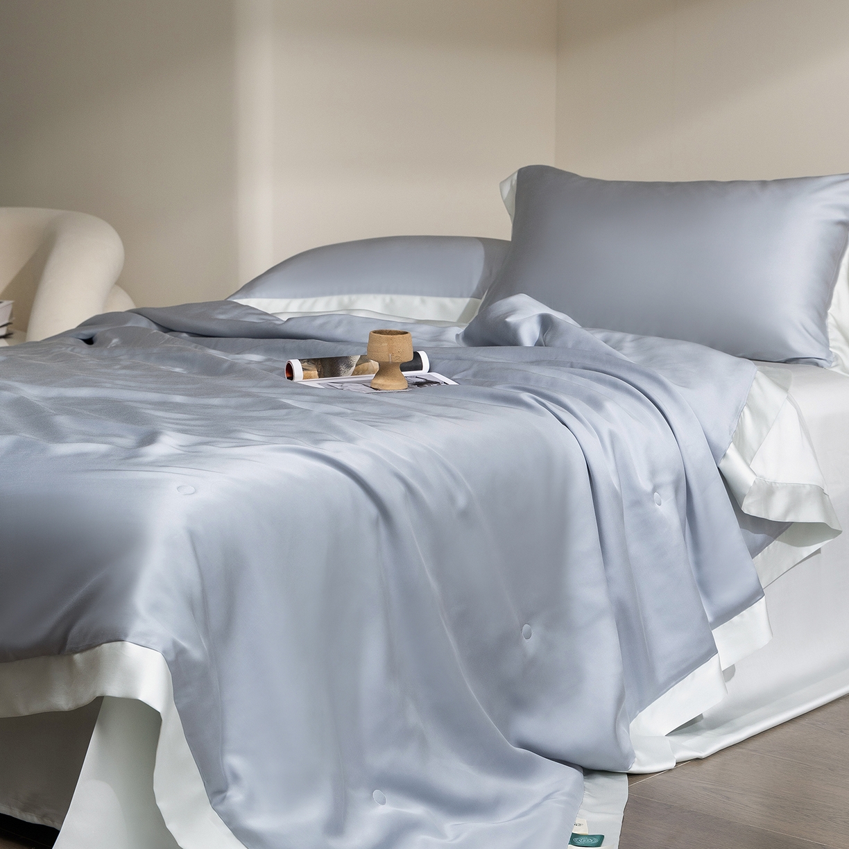 91家纺网 家纺一手货源 找家纺 佳汐蓝家纺 2026新款进口奥地利兰精天丝丝颜悦色-夏被四件套 灵境兰