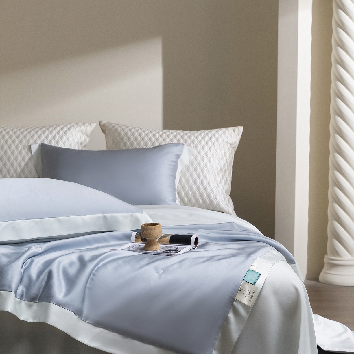 91家纺网 家纺一手货源 找家纺 佳汐蓝家纺 2026新款进口奥地利兰精天丝丝颜悦色-夏被四件套 灵境兰