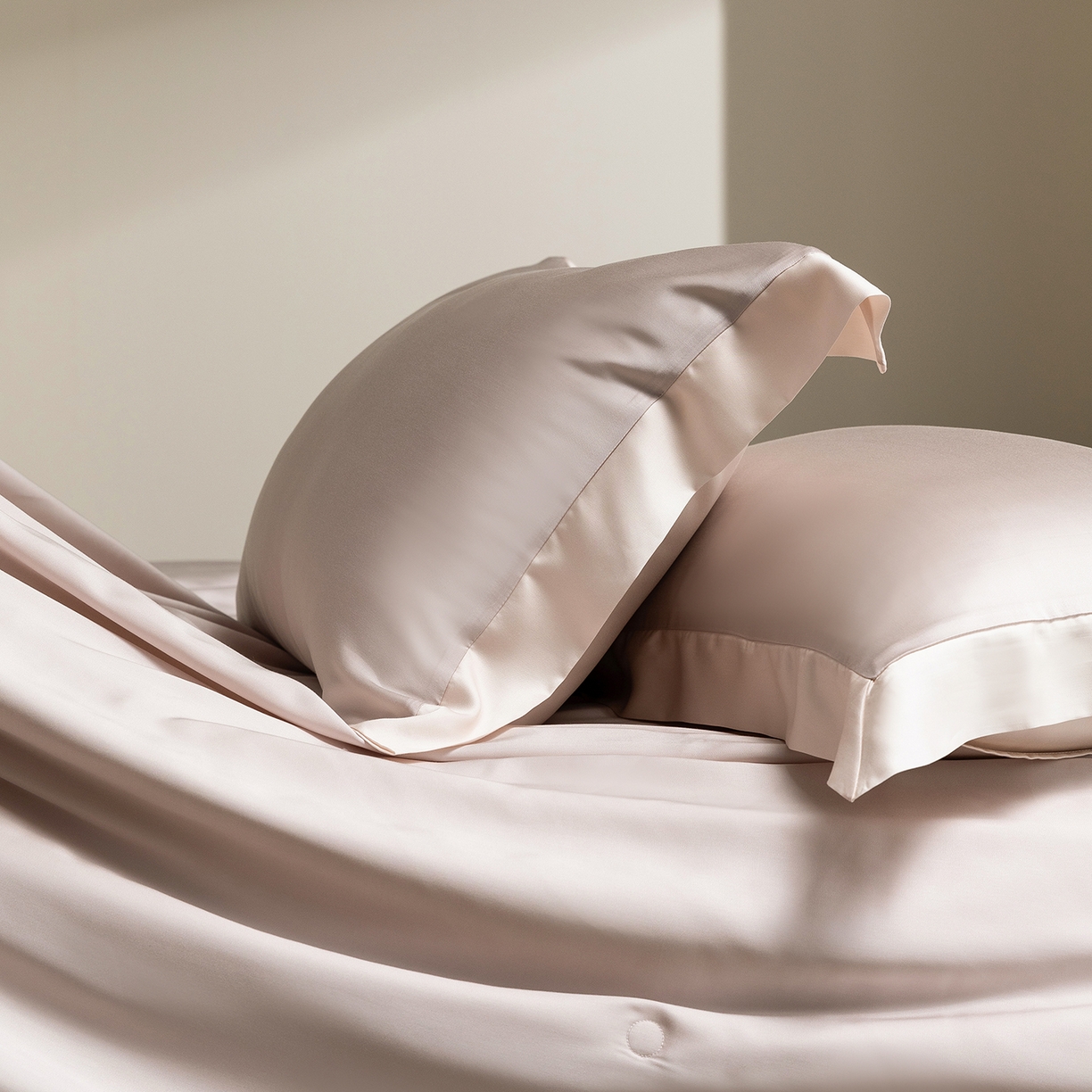 91家纺网 家纺一手货源 找家纺 佳汐蓝家纺 2026新款进口奥地利兰精天丝丝颜悦色-夏被四件套 缦豆沙