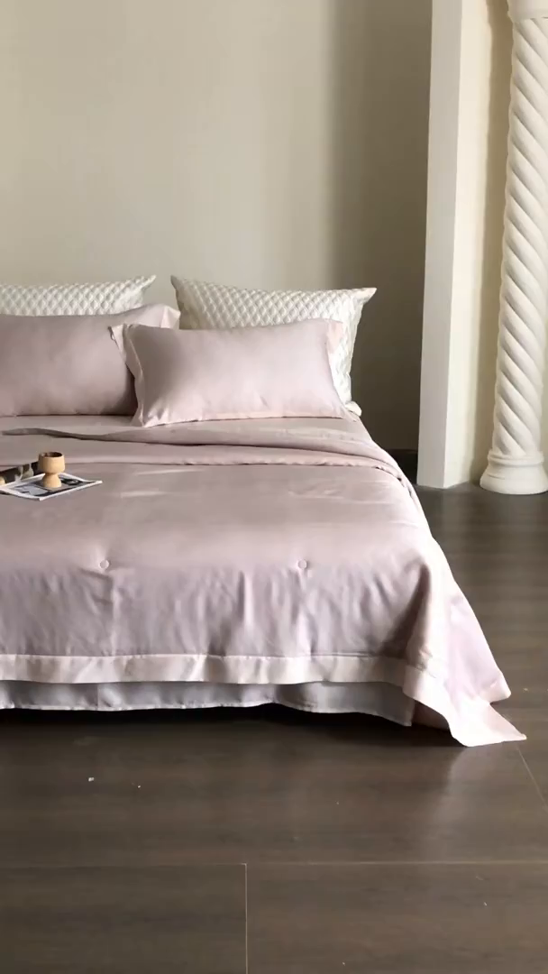 91家纺网 家纺一手货源 找家纺 佳汐蓝家纺 2026新款进口奥地利兰精天丝丝颜悦色-夏被四件套 缦豆沙