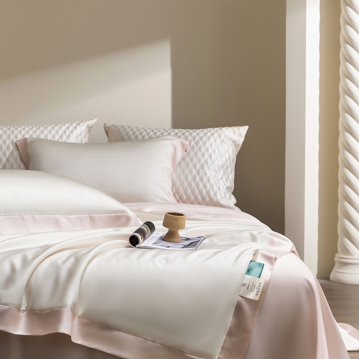 91家纺网 家纺一手货源 找家纺 佳汐蓝家纺 2026新款进口奥地利兰精天丝丝颜悦色-夏被四件套 杏云粉