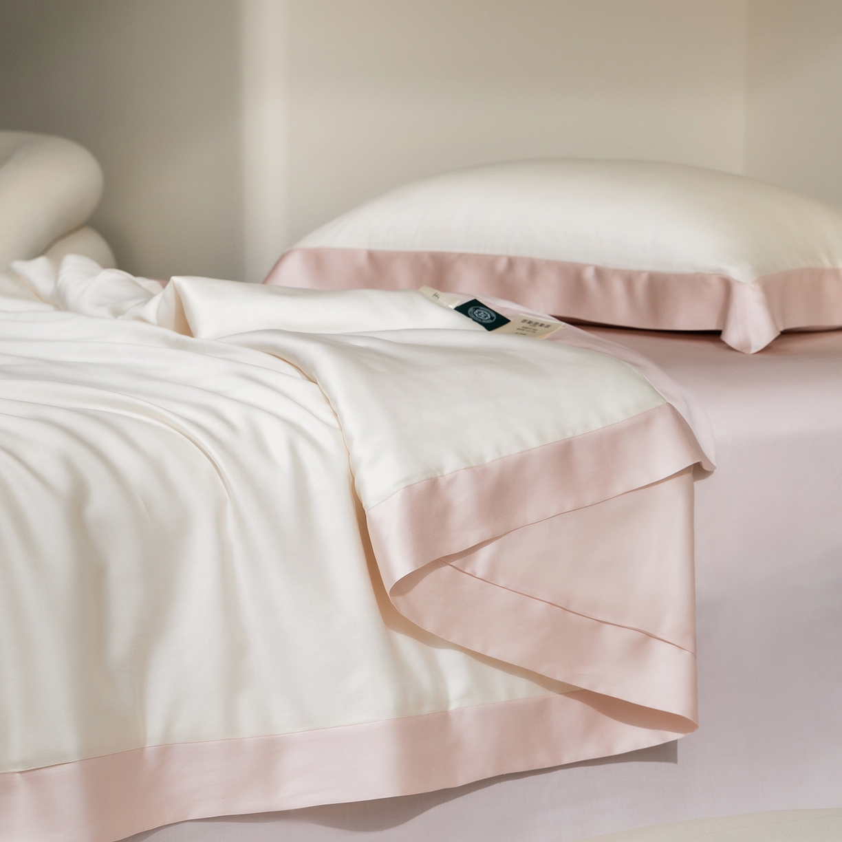 91家纺网 家纺一手货源 找家纺 佳汐蓝家纺 2026新款进口奥地利兰精天丝丝颜悦色-夏被四件套 杏云粉