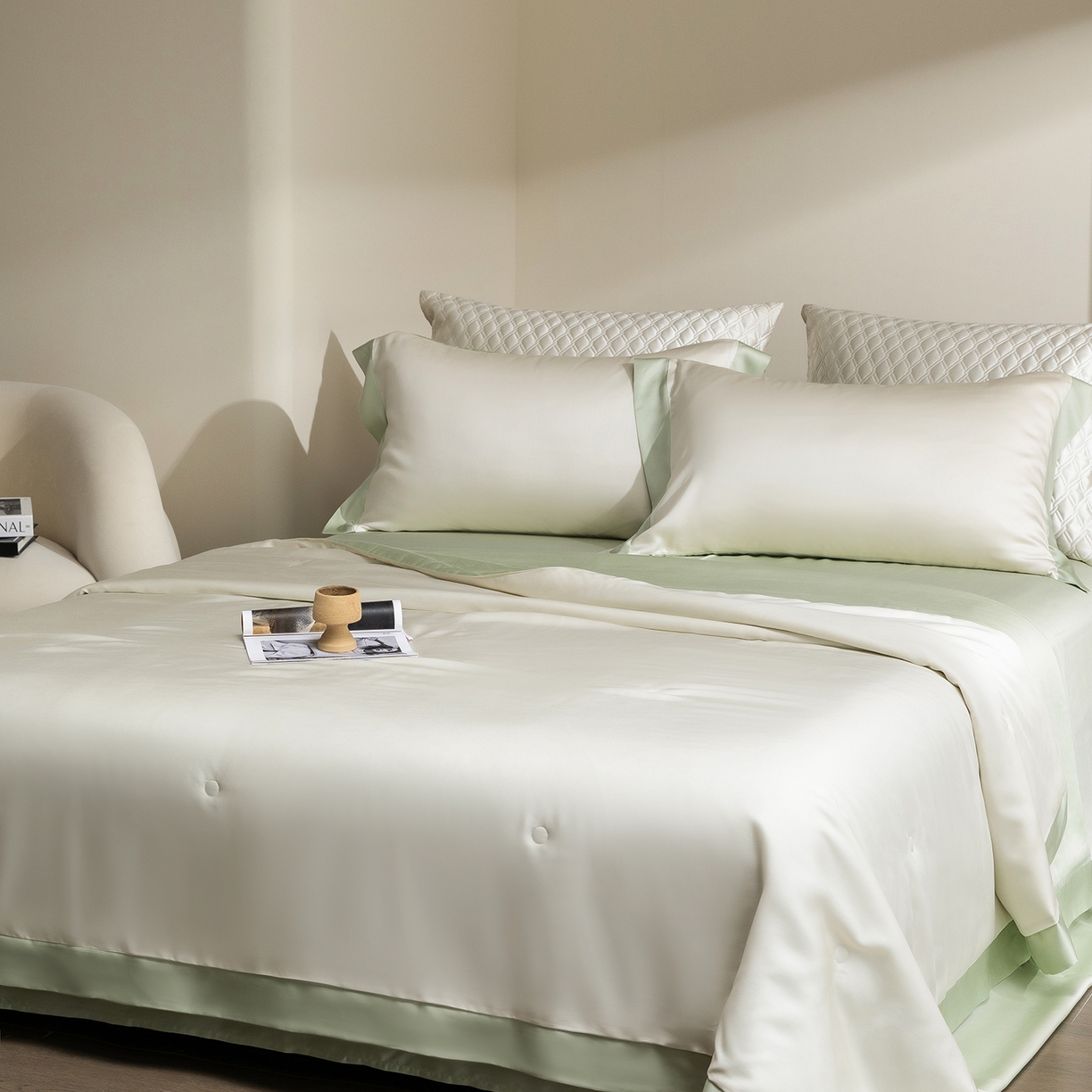 91家纺网 家纺一手货源 找家纺 佳汐蓝家纺 2026新款进口奥地利兰精天丝丝颜悦色-夏被四件套 杏云绿