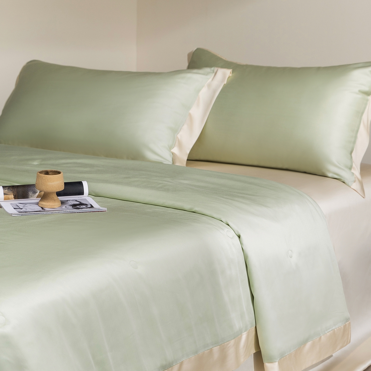 91家纺网 家纺一手货源 找家纺 佳汐蓝家纺 2026新款进口奥地利兰精天丝丝颜悦色-夏被四件套 云水绿