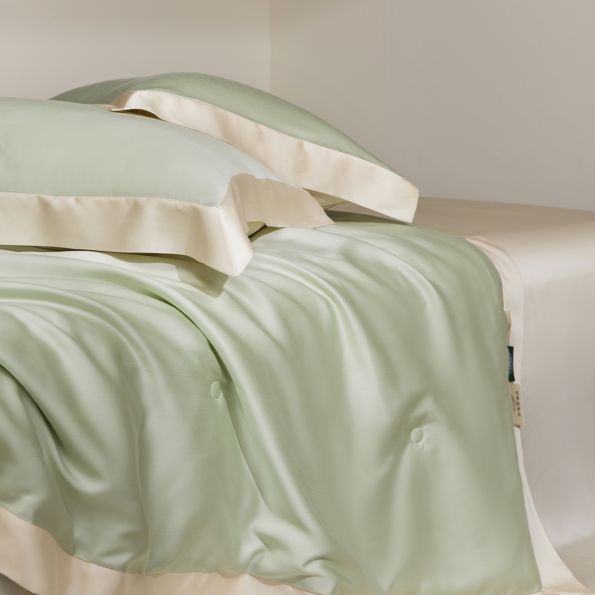 91家纺网 家纺一手货源 找家纺 佳汐蓝家纺 2026新款进口奥地利兰精天丝丝颜悦色-夏被四件套 云水绿