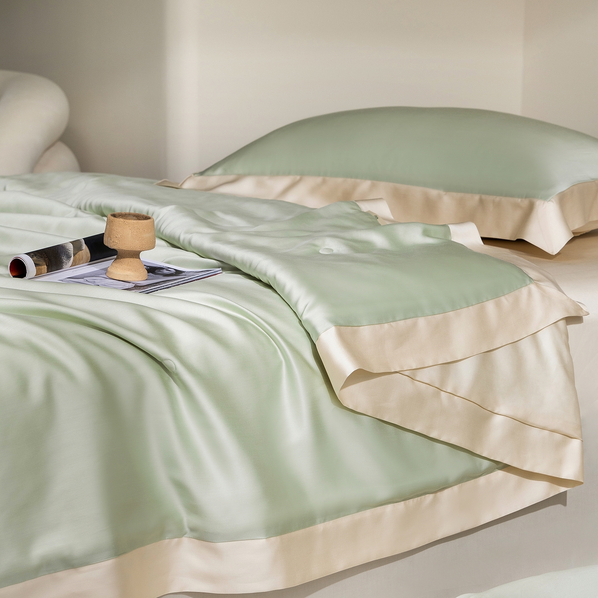 91家纺网 家纺一手货源 找家纺 佳汐蓝家纺 2026新款进口奥地利兰精天丝丝颜悦色-夏被四件套 云水绿