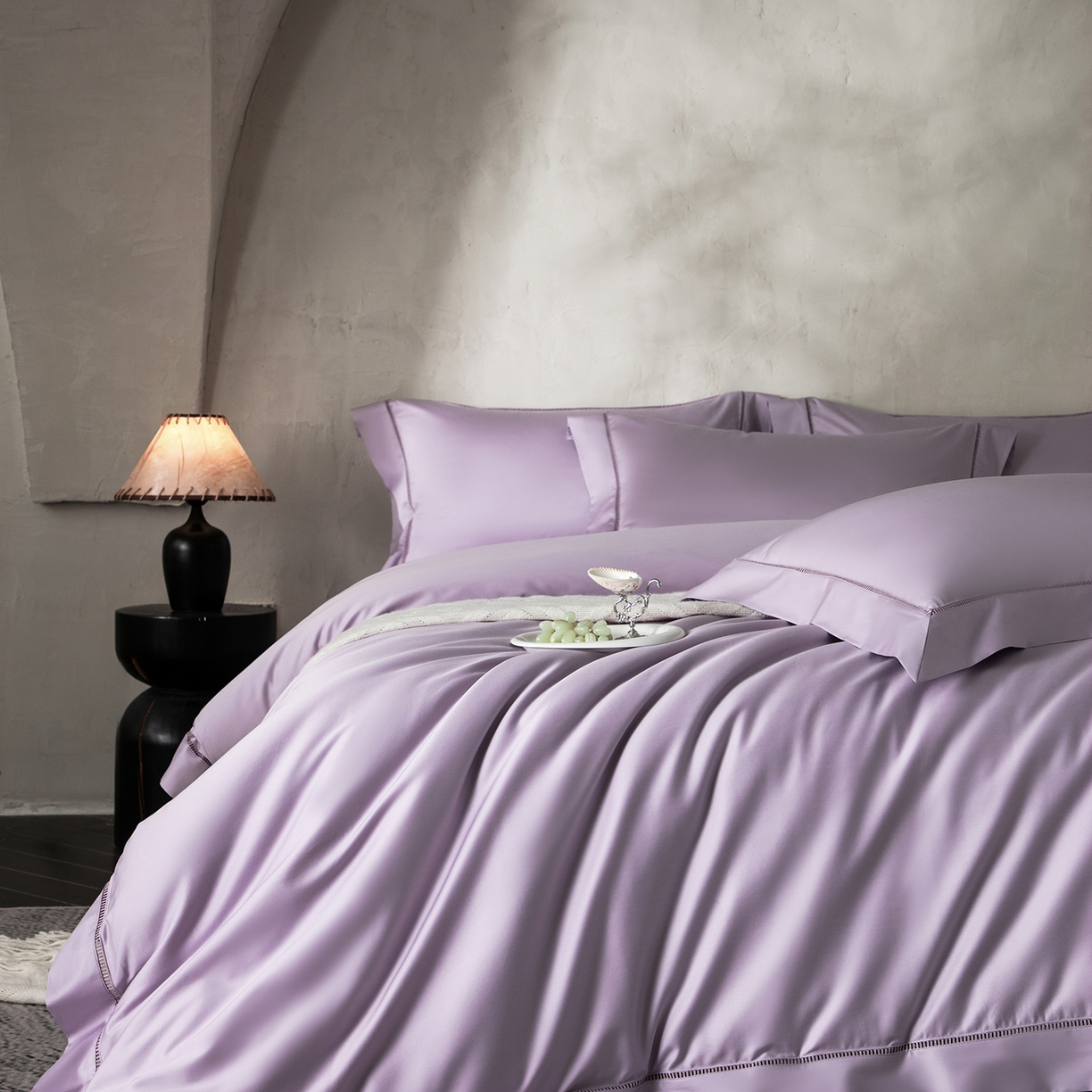 91家纺网 家纺一手货源 找家纺 佳汐蓝家纺 2026新款100支臻棉玲珑系列小镂空款四件套 玲珑-丁香紫