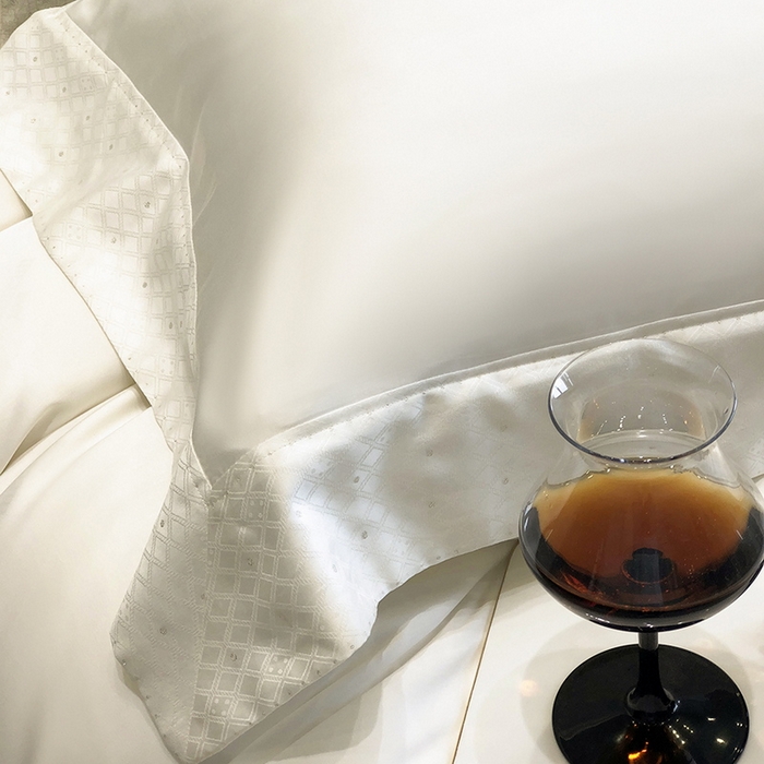 91家纺网 家纺一手货源 找家纺 黑白森林 2026新款高支天丝棉刺绣四件套-克里特 克里特-流苏白