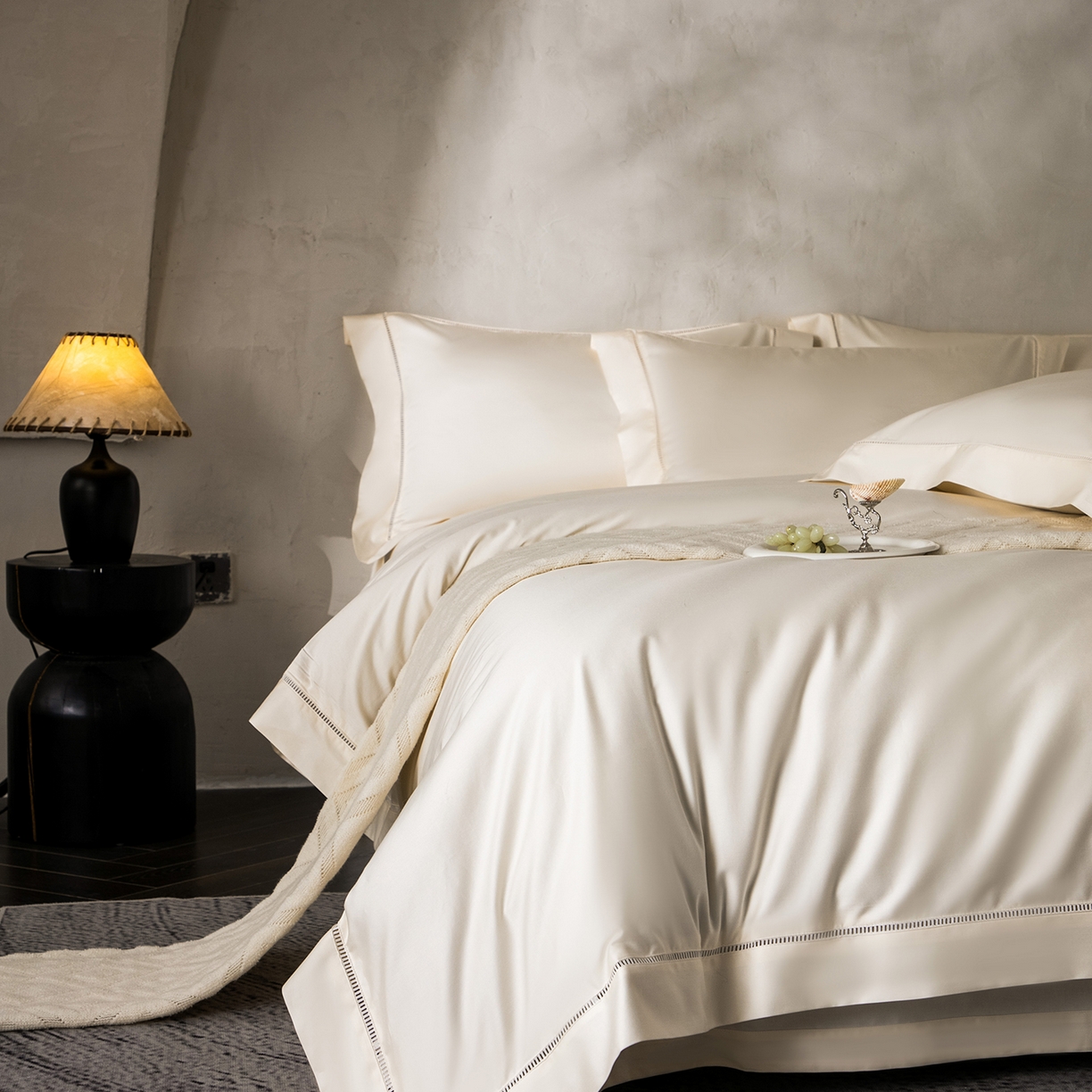 91家纺网 家纺一手货源 找家纺 佳汐蓝家纺 2026新款100支臻棉玲珑系列小镂空款四件套 玲珑-奶白