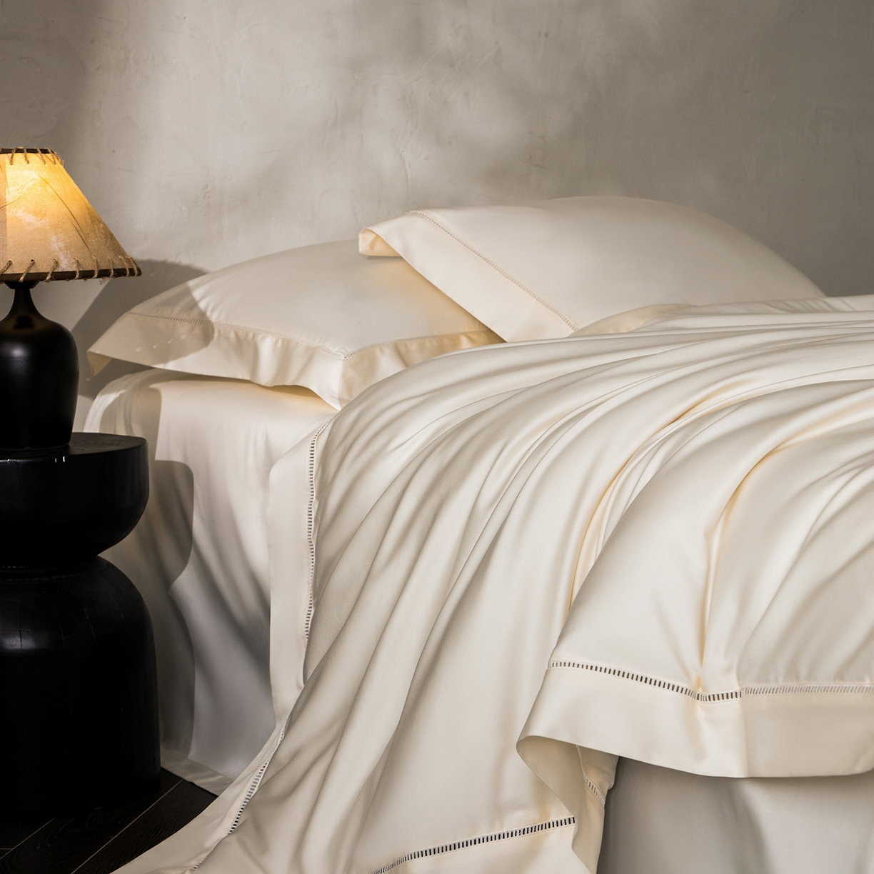 91家纺网 家纺一手货源 找家纺 佳汐蓝家纺 2026新款100支臻棉玲珑系列小镂空款四件套 玲珑-奶白