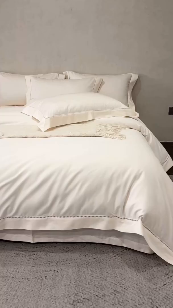 91家纺网 家纺一手货源 找家纺 佳汐蓝家纺 2026新款100支臻棉玲珑系列小镂空款四件套 玲珑-奶白