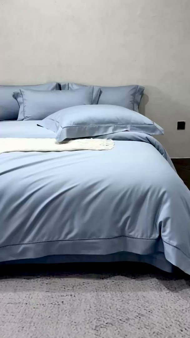 91家纺网 家纺一手货源 找家纺 佳汐蓝家纺 2026新款100支臻棉玲珑系列小镂空款四件套 玲珑-宁蓝