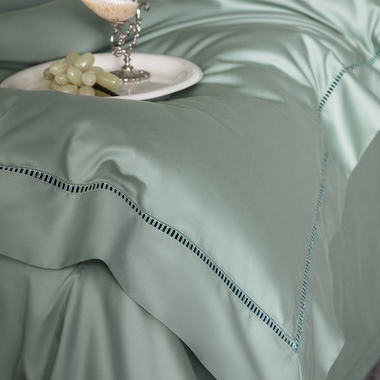 91家纺网 家纺一手货源 找家纺 佳汐蓝家纺 2026新款100支臻棉玲珑系列小镂空款四件套 玲珑-青绿