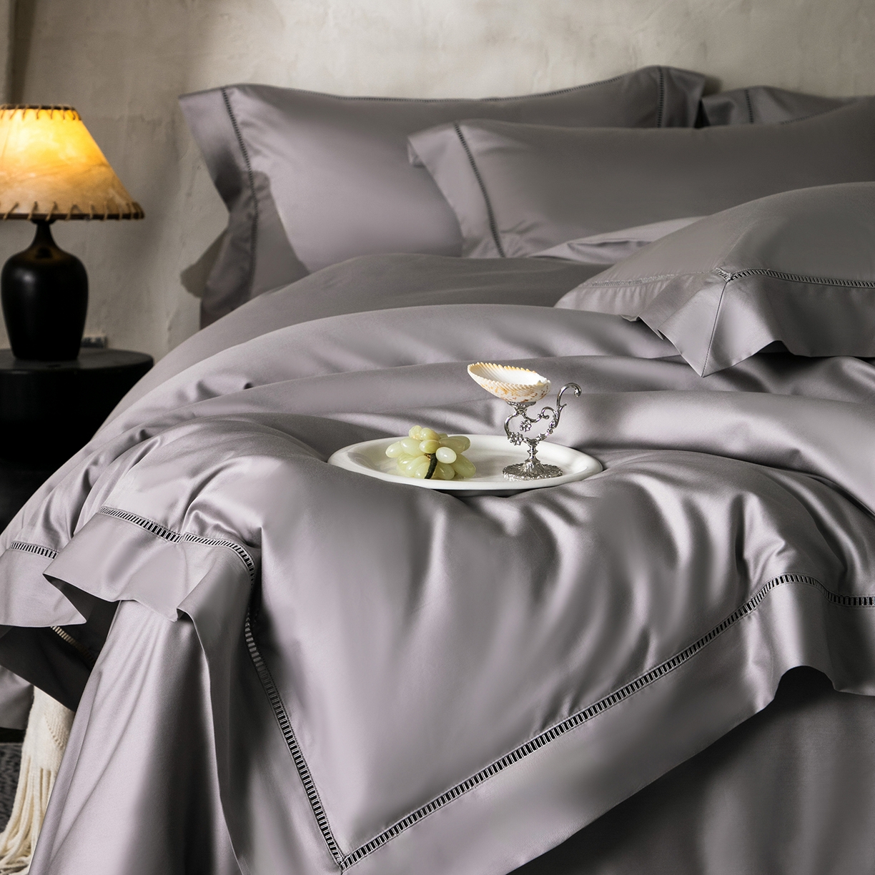 91家纺网 家纺一手货源 找家纺 佳汐蓝家纺 2026新款100支臻棉玲珑系列小镂空款四件套 玲珑-尚灰