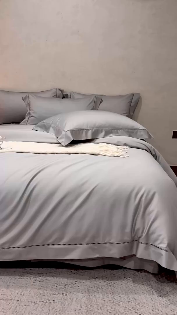 91家纺网 家纺一手货源 找家纺 佳汐蓝家纺 2026新款100支臻棉玲珑系列小镂空款四件套 玲珑-尚灰