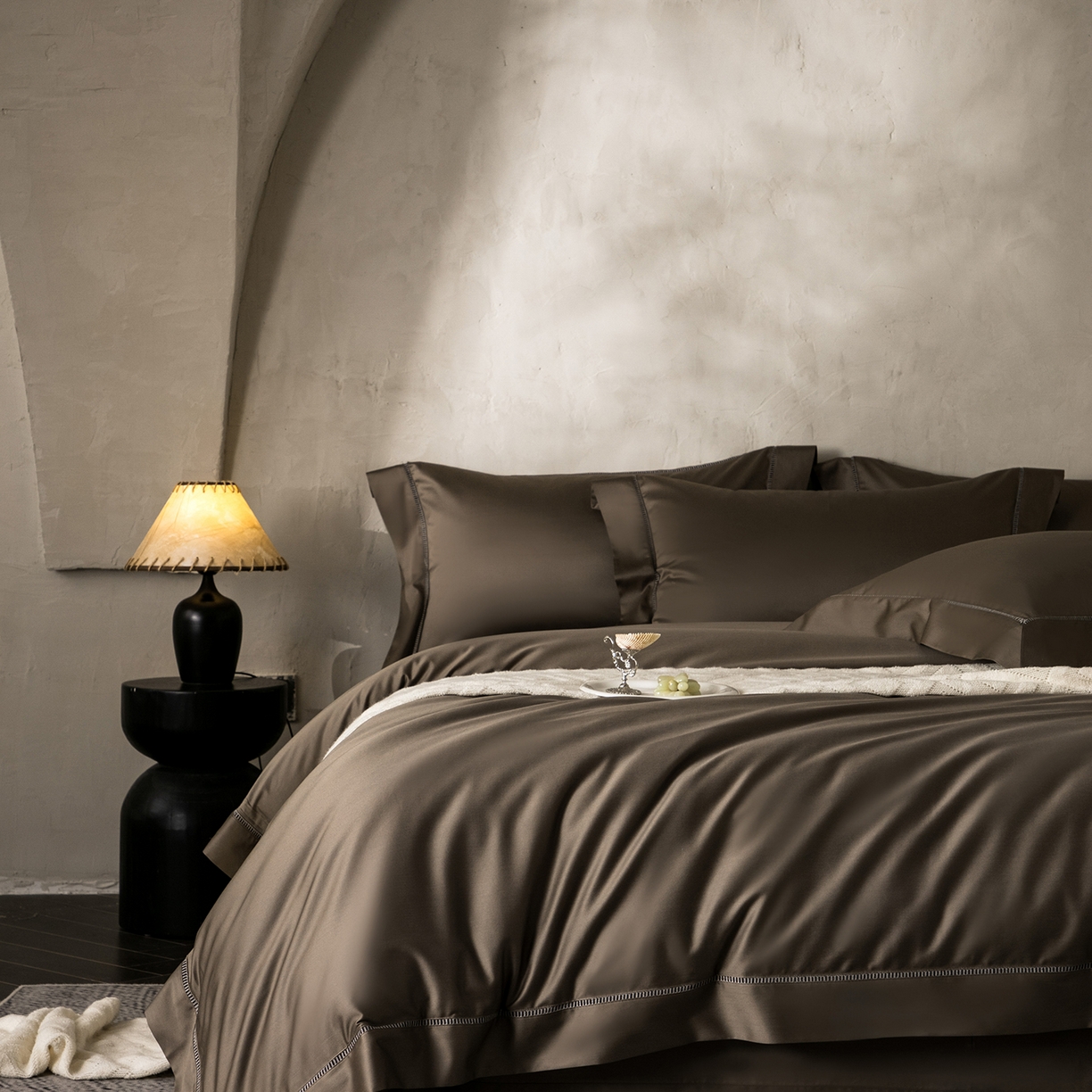 91家纺网 家纺一手货源 找家纺 佳汐蓝家纺 2026新款100支臻棉玲珑系列小镂空款四件套 玲珑-云咖